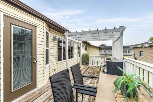48 Chartwell Place Se, Medicine Hat, AB 