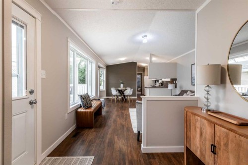 48 Chartwell Place Se, Medicine Hat, AB 