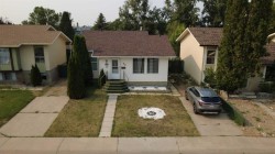 96 Simpson Crescent SEMedicine Hat, AB T1B 2R9
