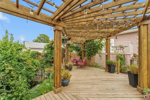 938 6 Street Se, Redcliff, AB - Outdoor With Deck Patio Veranda With Exterior