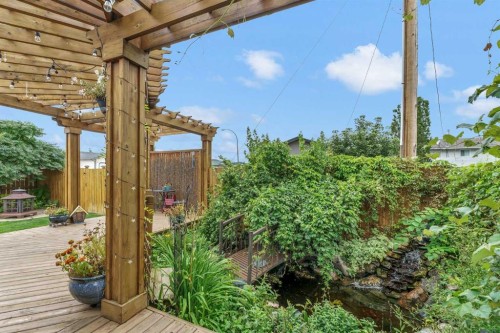 938 6 Street Se, Redcliff, AB - Outdoor With Deck Patio Veranda
