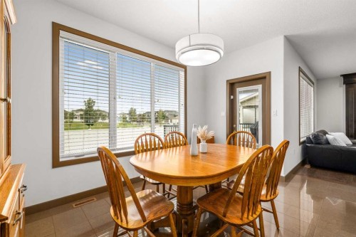 38 Sterling Link Se, Medicine Hat, AB - Indoor Photo Showing Dining Room