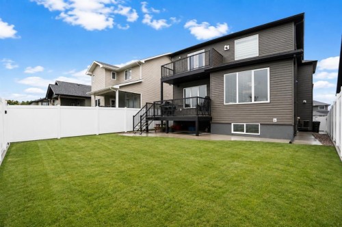 38 Sterling Link Se, Medicine Hat, AB - Outdoor With Balcony