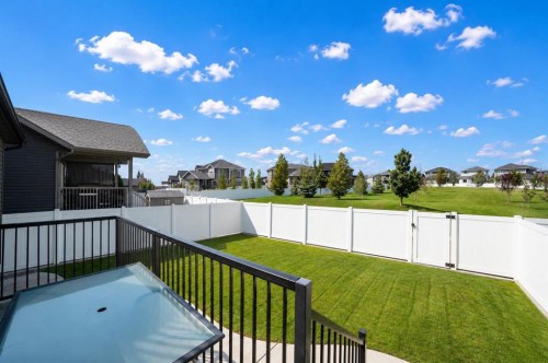 38 Sterling Link Se, Medicine Hat, AB - Outdoor