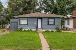 337 4 Street SW Medicine Hat, AB T1A 4E7