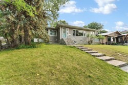 201 1 Street SW Medicine Hat, AB T1A 3Z3
