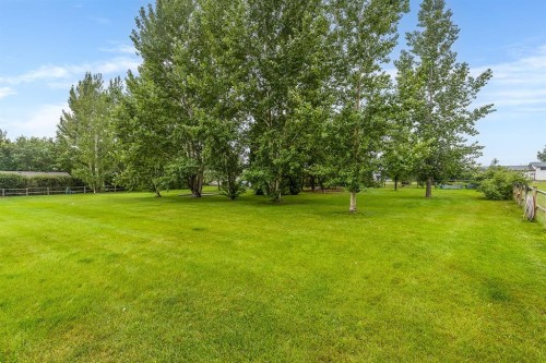 22 5 Avenue, Seven Persons, AB - Outdoor