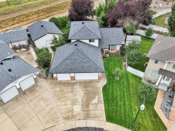 28 Turner Circle SE Medicine Hat, AB T1B 4H9