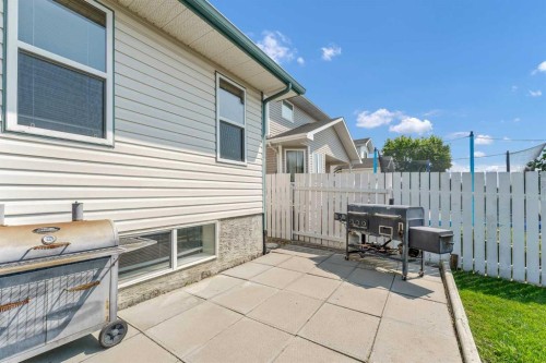 402 Stratton Way Se, Medicine Hat, AB - Outdoor With Deck Patio Veranda With Exterior