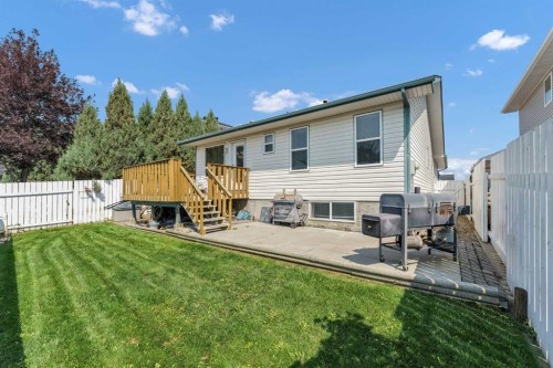 402 Stratton Way Se, Medicine Hat, AB - Outdoor With Deck Patio Veranda With Exterior