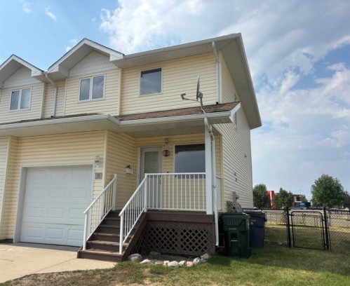 11 Northlands Crescent NE Medicine Hat, AB T1C 2A9