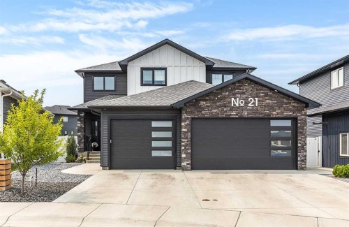 21 Hamptons Gate Se, Medicine Hat, AB - Outdoor
