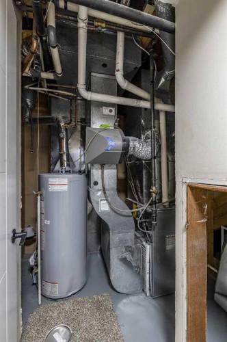 73 Cooper Road Se, Medicine Hat, AB - Indoor Photo Showing Basement