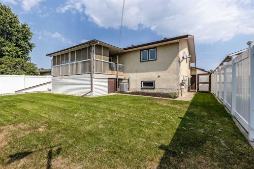 73 Cooper Road Se, Medicine Hat, AB - Outdoor
