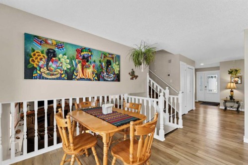 29 Rice Drive Se, Medicine Hat, AB - Indoor Photo Showing Dining Room