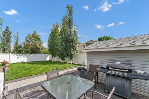 29 Rice Drive Se, Medicine Hat, AB - Outdoor With Deck Patio Veranda