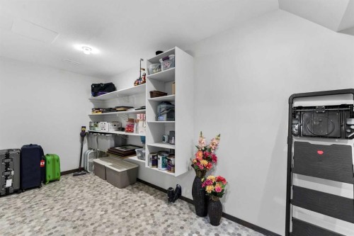 215 Hamptons Crescent Se, Medicine Hat, AB - Indoor