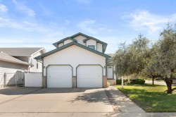 97 Stanfield Way SEMedicine Hat, AB T1B 4J4