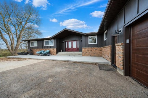 11310 Range Road 63, Rural Cypress County, AB 