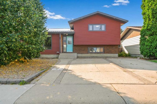 89 Stevenson Street SE Medicine Hat, AB T1B 3H1