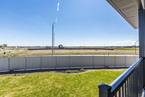 57 Hamptons Gate Se, Medicine Hat, AB - Outdoor
