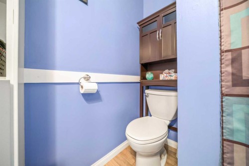 13 Heather Court, Irvine, AB 
