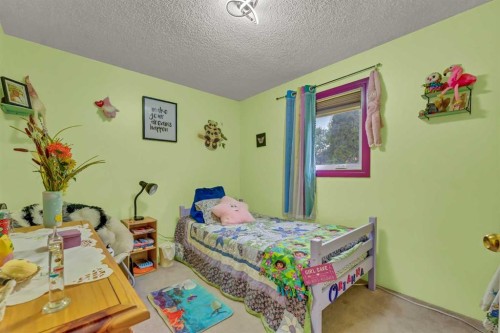 2121 Hull Way Ne, Medicine Hat, AB 