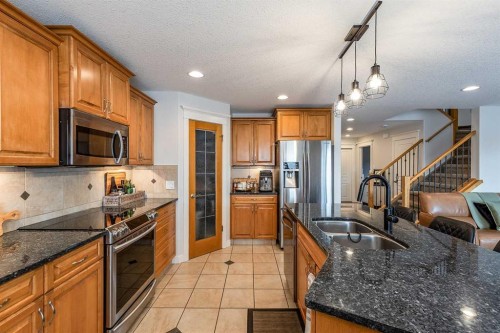 1 Hamptons Close Se, Medicine Hat, AB 