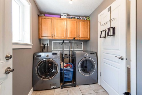 1 Hamptons Close Se, Medicine Hat, AB 