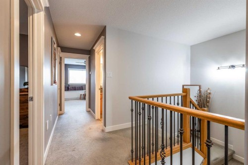 1 Hamptons Close Se, Medicine Hat, AB 