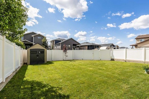 1 Hamptons Close Se, Medicine Hat, AB 