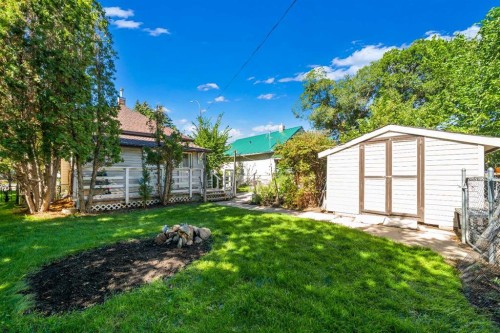 511B Maple Avenue Se, Medicine Hat, AB 