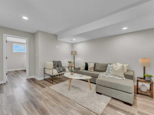 19 Somerside Gate Se, Medicine Hat, AB 