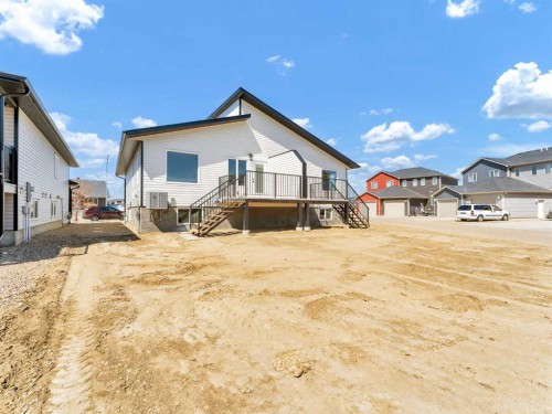 19 Somerside Gate Se, Medicine Hat, AB 