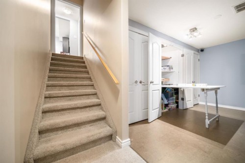896 Spruce Way Se, Medicine Hat, AB 