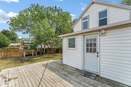 846A 3 Street Se, Medicine Hat, AB 