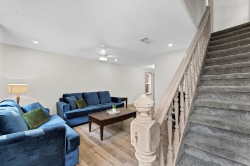 846A 3 Street Se, Medicine Hat, AB 
