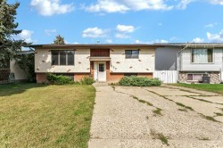 252 Ross Glen Drive SEMedicine Hat, AB T1B 3A4