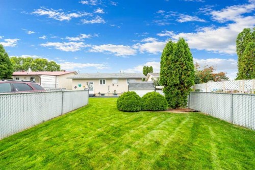 29 Cairns Way Se, Medicine Hat, AB 