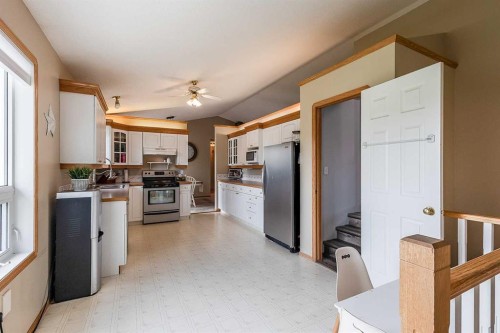 526 12 Street, Dunmore, AB 