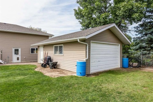 526 12 Street, Dunmore, AB 