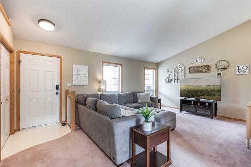 526 12 Street, Dunmore, AB 