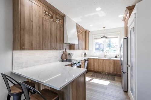 42 Somerset Way Se, Medicine Hat, AB 