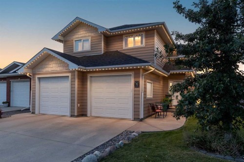 42 Somerset Way Se, Medicine Hat, AB 