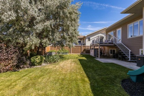 42 Somerset Way Se, Medicine Hat, AB 