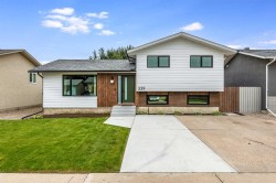 339 19 Street NEMedicine Hat, AB T1C 1B2