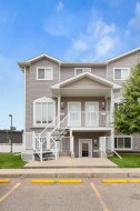 94 Somerset Lane SEMedicine Hat, AB T1B 0E8