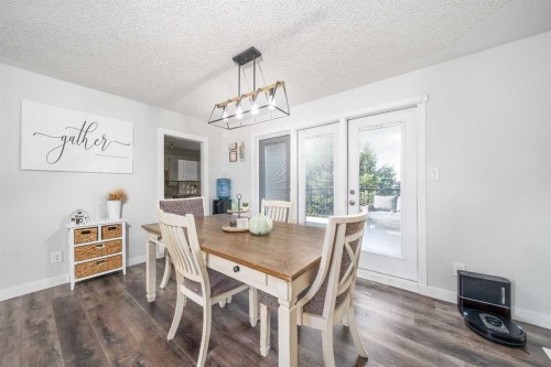 25 Fairway Crescent, Foremost, AB 