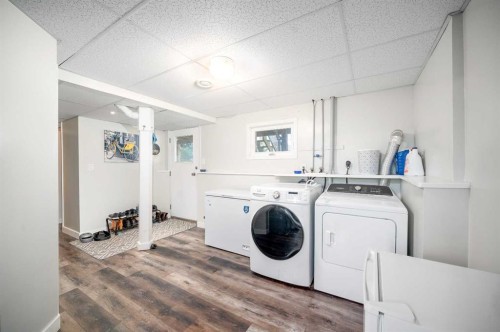 25 Fairway Crescent, Foremost, AB 