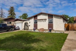 76 Cypress Way SEMedicine Hat, AB T1B 1G8